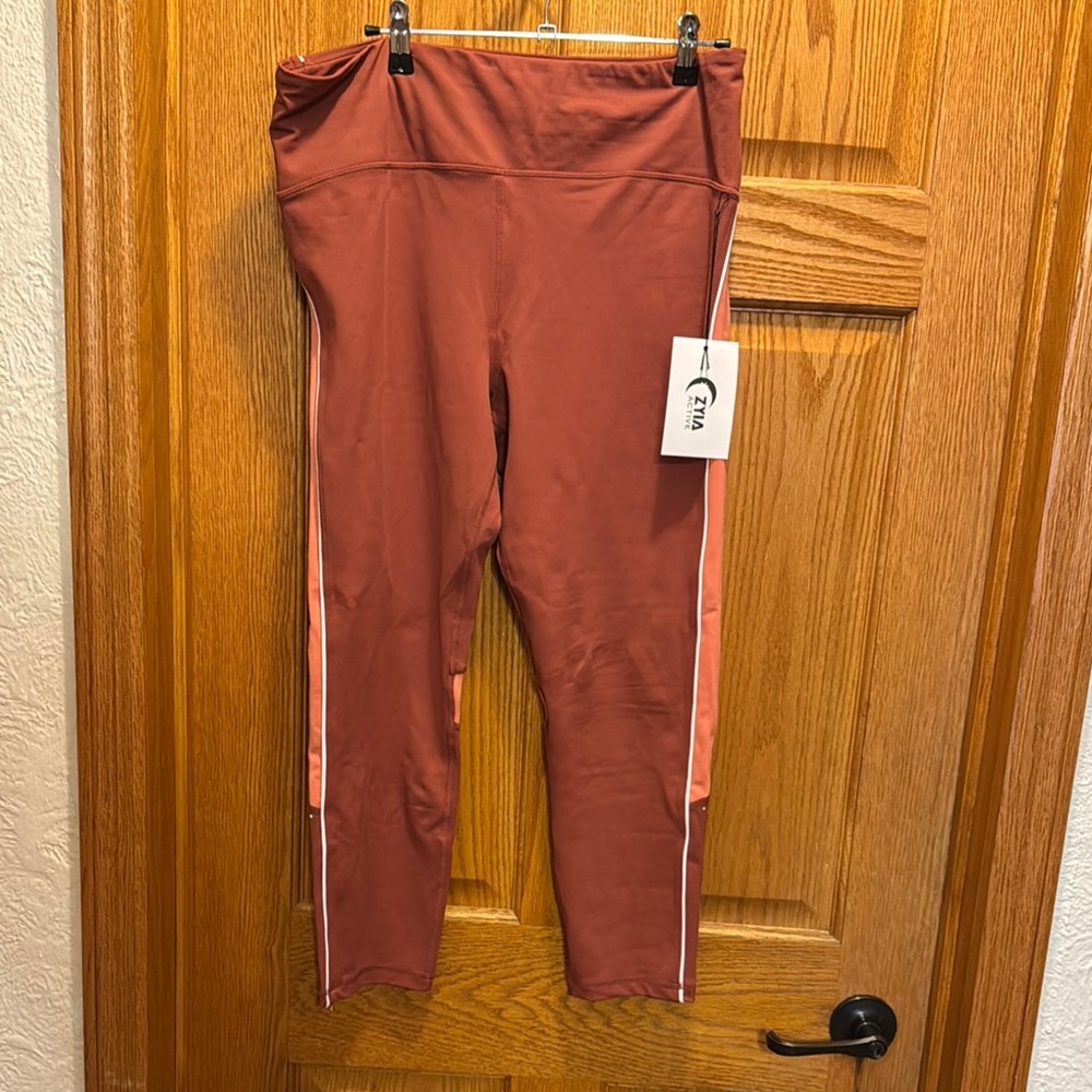 Zyia Rust Leggings with Side Stripes NWT